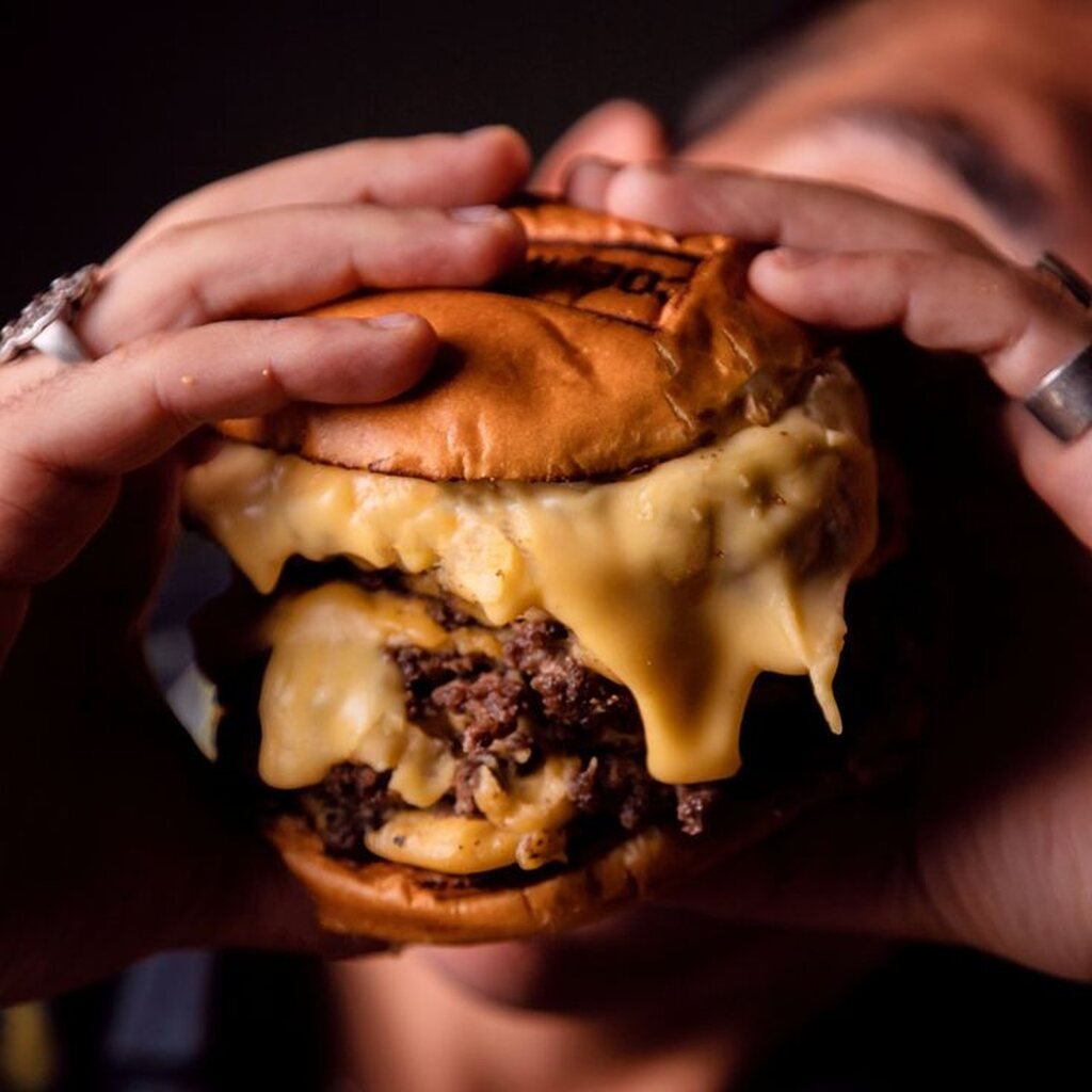 hambúrguer da hamburgueria Bullguer em Moema