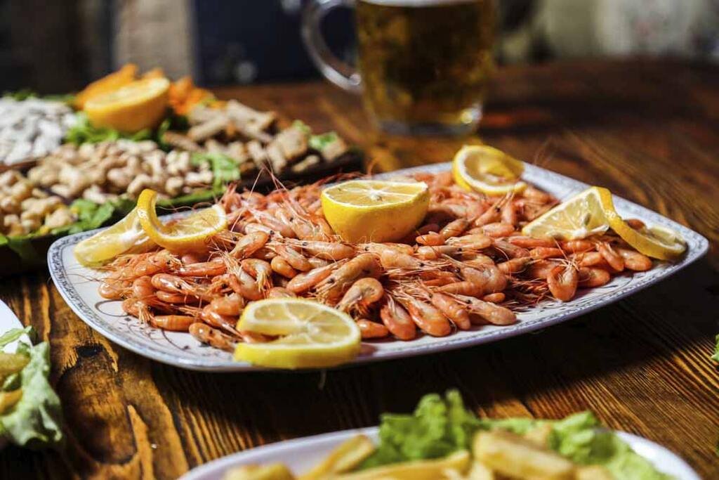 prato de camarão de um dos restaurantes em Moema